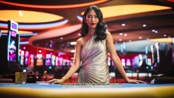1bet APP Myanmar ကစားသမားများ mobile ဖြင့် ကစားနေသောမြင်ကွင်း